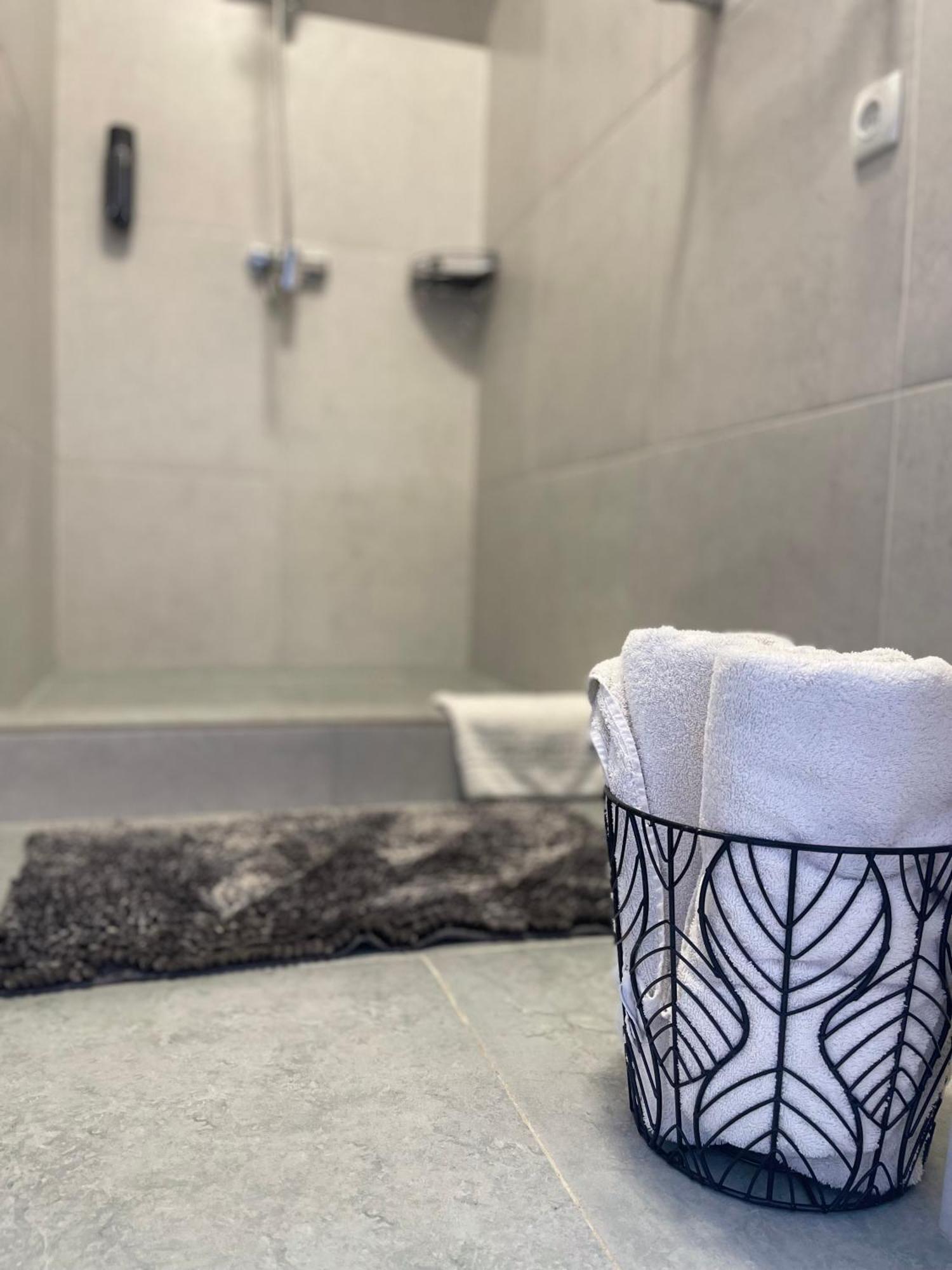 Hotel Femina Žytomyr Esterno foto