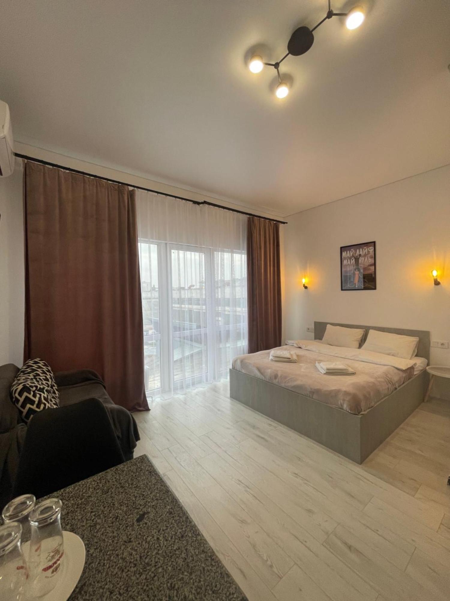 Hotel Femina Žytomyr Esterno foto