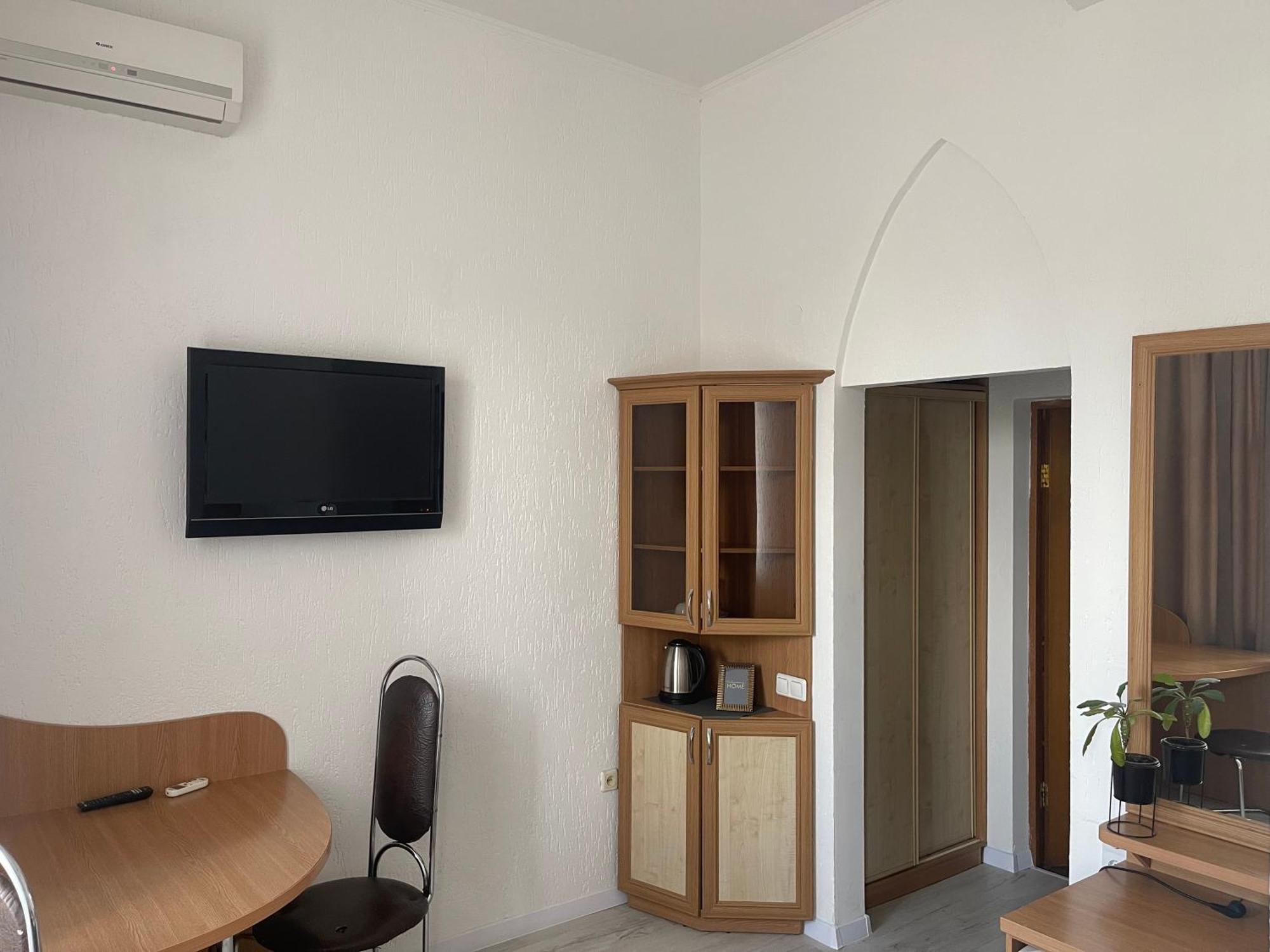 Hotel Femina Žytomyr Esterno foto