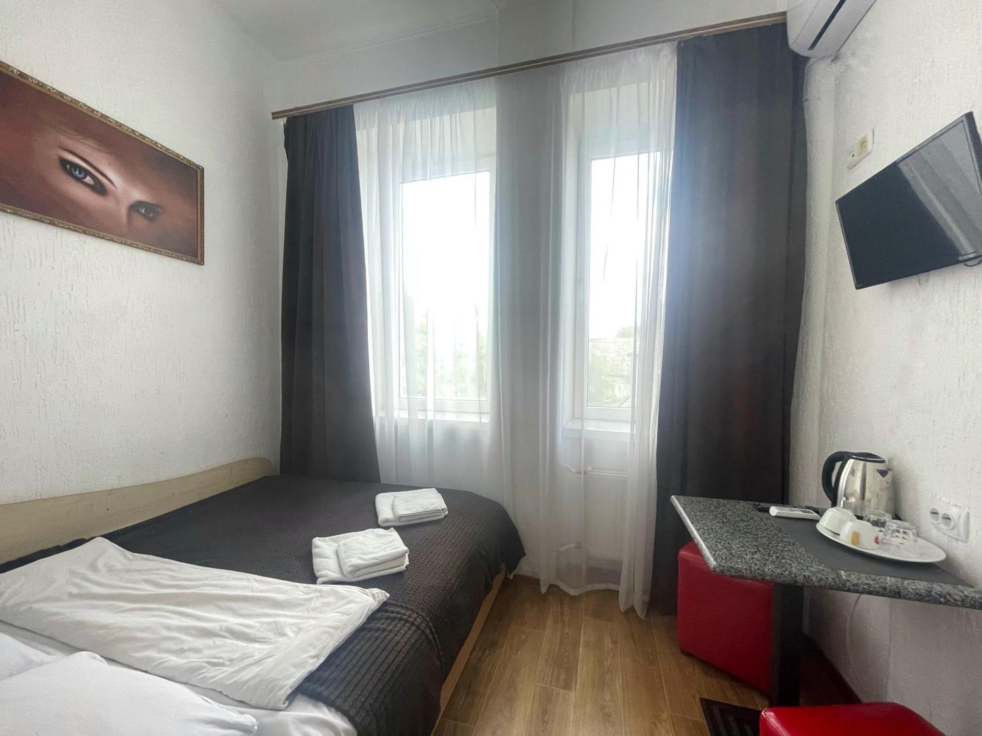 Hotel Femina Žytomyr Esterno foto